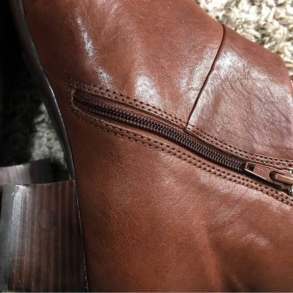 Sofft Racheal leather ankle booties in cognac brown 8M - Picture 6 of 11